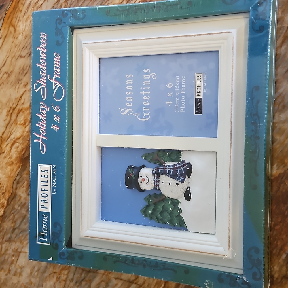 HOME PROFILES Holiday Shadowbox 4x6 Frame NIB Snowman